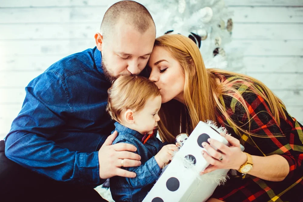 Family consulting with an immigration attorney about spousal and children visa options